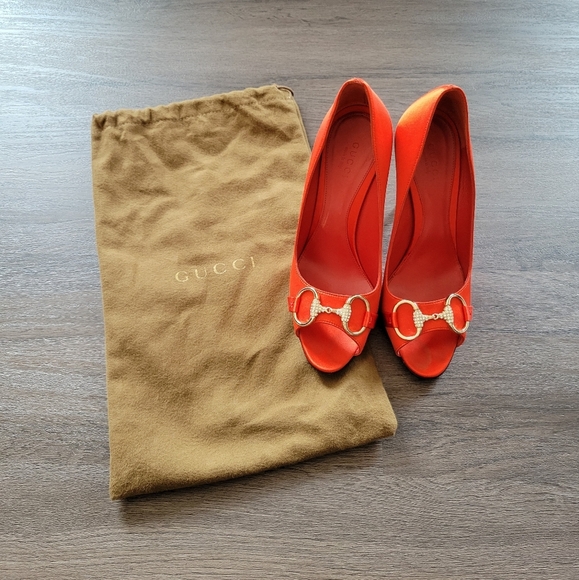 Gucci Orange Gold Horsebit Leather Peep Toe Heels Size 6 - Picture 1 of 13